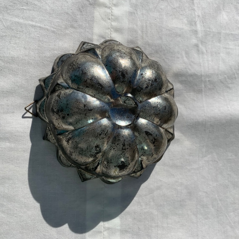 Antique Tin Cake Jello Mold